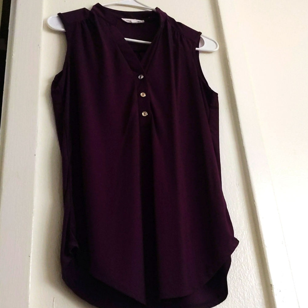 Plum top